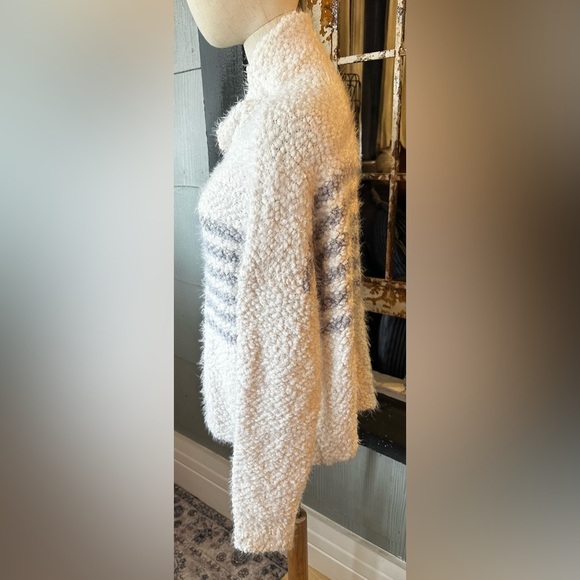 Lovestitch Ivory Gray Striped Cowl Neck Cozy Sweater Medium - Picture 4 of 7